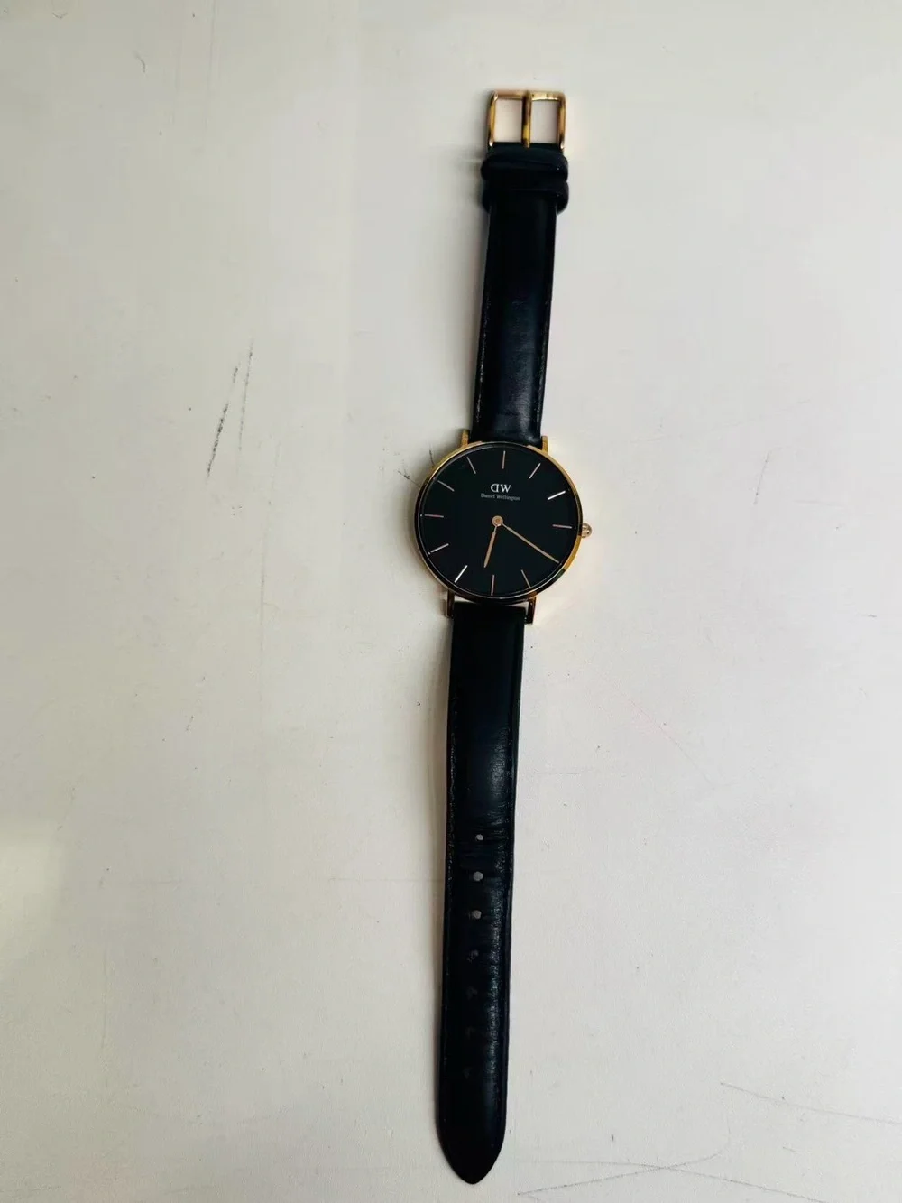Daniel Wellington DW Men’s Watch Black Dial Gold Tone 32mm New Battery Runs